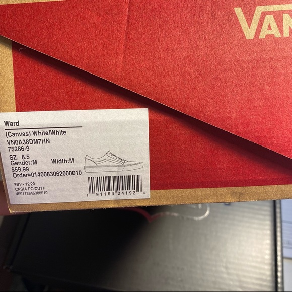 8.5 NWT white canvas low top vans - Picture 2 of 3